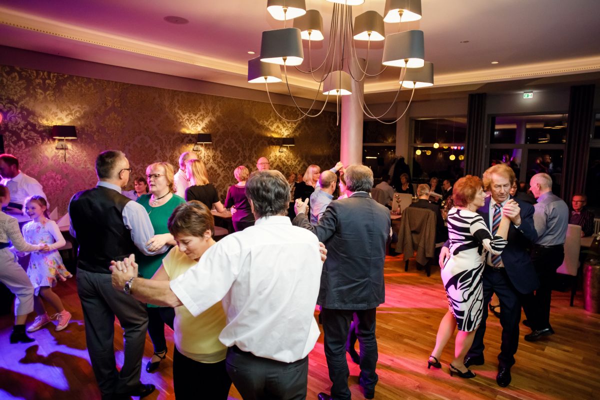 Neue Termine für unsere beliebten Tanzabende mit Bodo Gießner